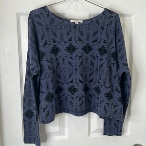 Vans Oversized Women’s  Sweater. Black and Blue. Size Small.